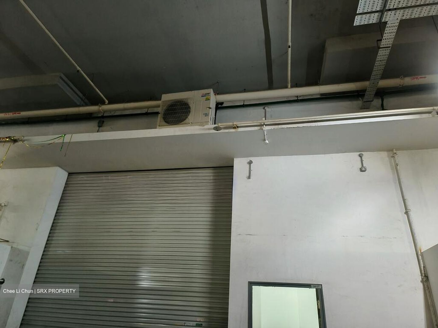 E9 Premium (D27), Factory #498566351